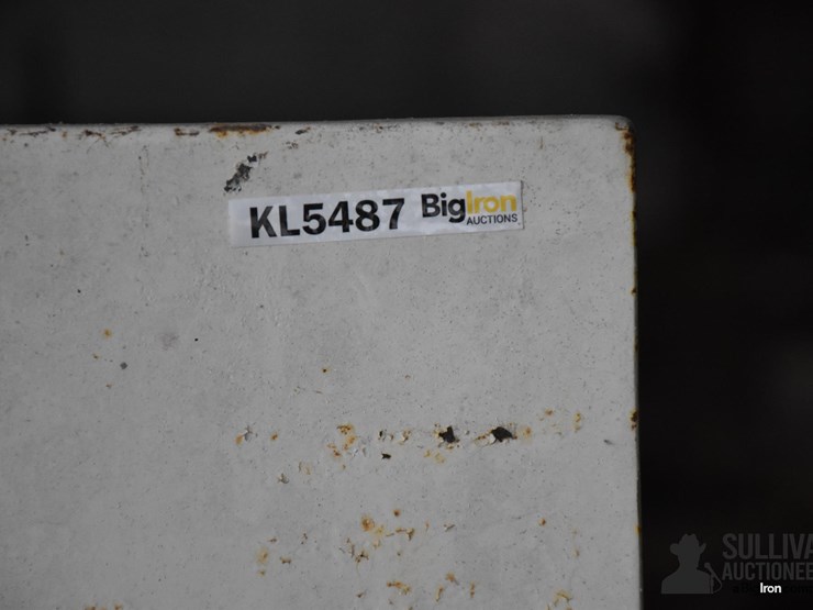 herd-sure-feed-spreader-image-12