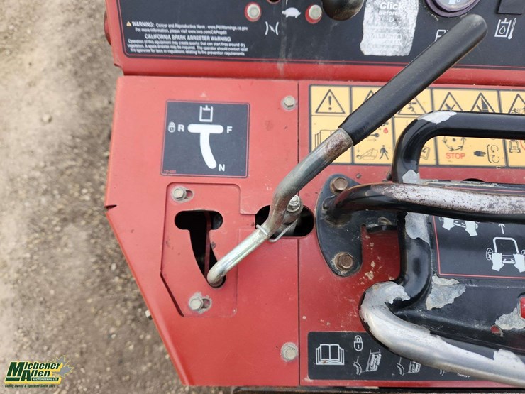 2019-toro-dingo-tx427-image-29