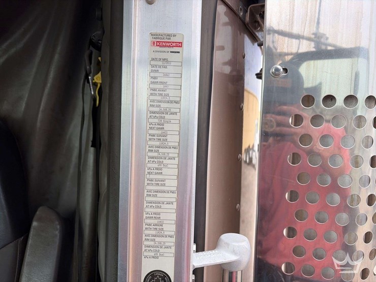 2012-kenworth-t800-image-7