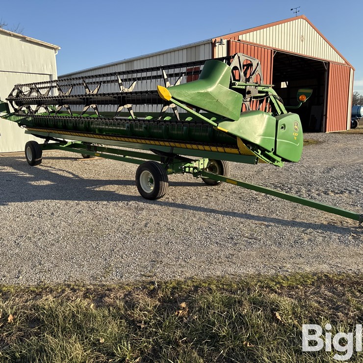 2010 JOHN DEERE 630F