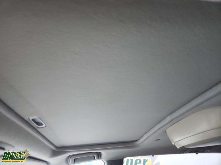 2009-toyota-sienna-image-25