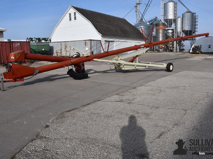 farm-king-1385-swing-away-auger-image-1