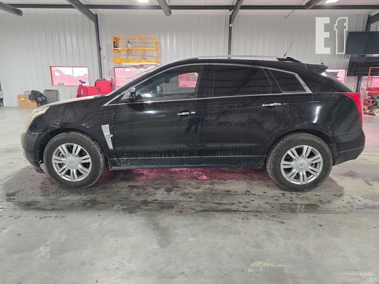 2011-cadillac-srx-image-5