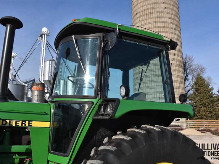 1981-john-deere-4440-image-16