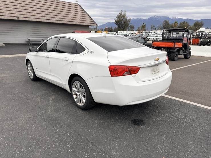 2019-chevrolet-impala-sedan-image-4