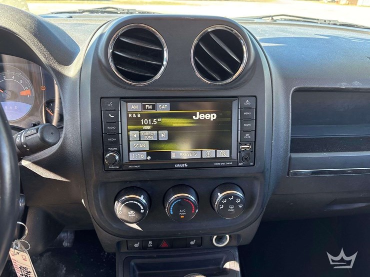 2016-jeep-patriot-image-17