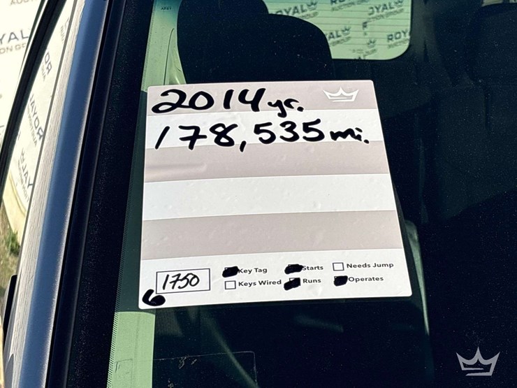 2014-dodge-grand-caravan-image-30