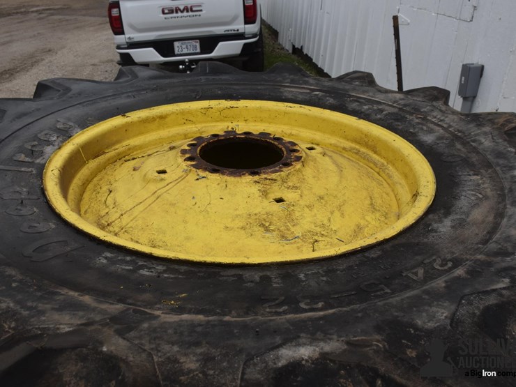 24.5-32-tractor-duals-image-7