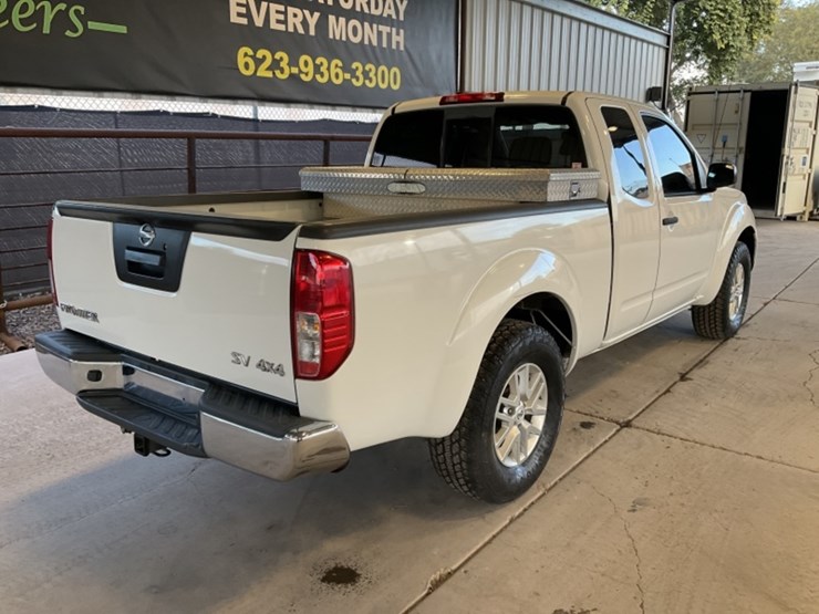 2017-nissan-frontier-image-7