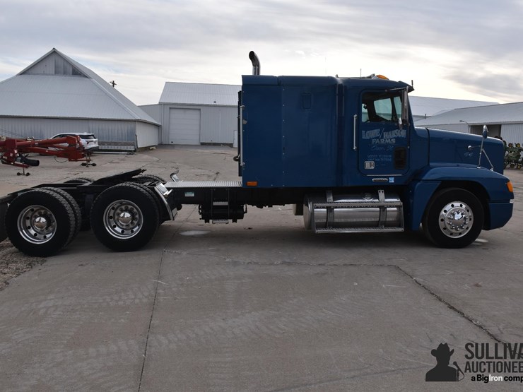 1998-freightliner-fld120-image-4