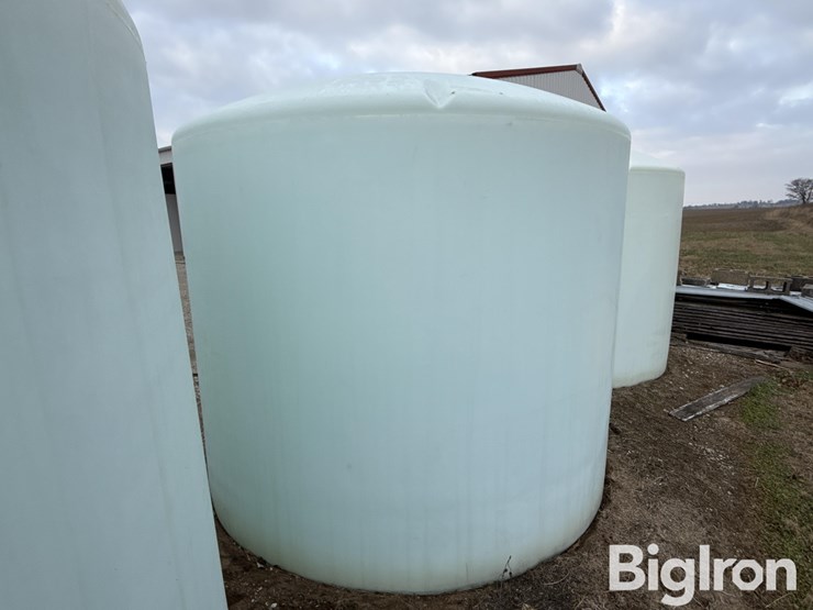 norwesco-2,500-gal-liquid-storage-tank-image-8