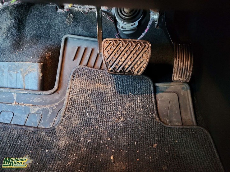 2014-nissan-pathfinder-image-26