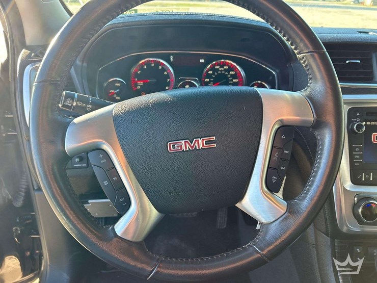 2016-gmc-acadia-image-13