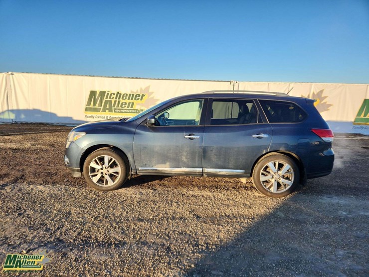 2014-nissan-pathfinder-image-6