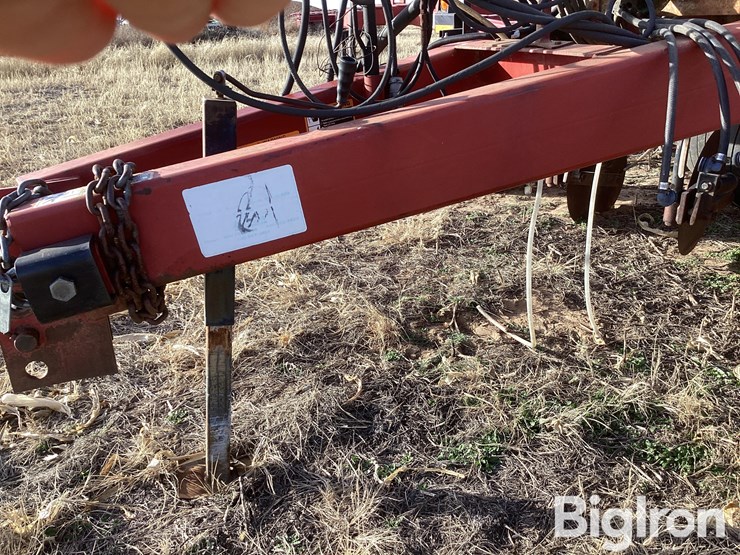 case-dmi-nt5310-nutri-till’r-liquid-fertilizer/nh3-applicator-image-11