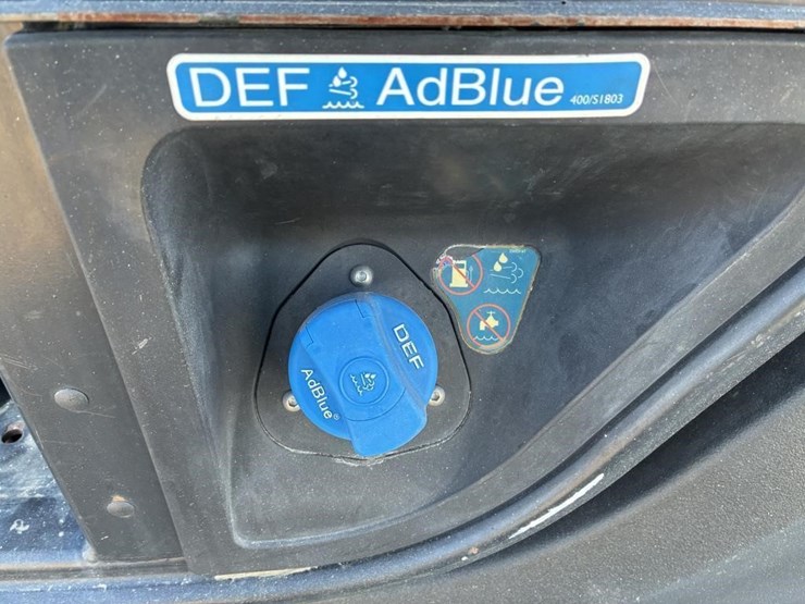 2019-jcb-512-56-image-17