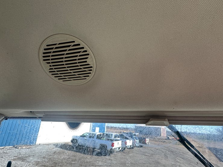 john-deere-6130r-image-48