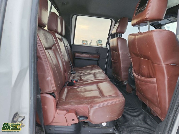 2014-ford-f350-sd-image-19