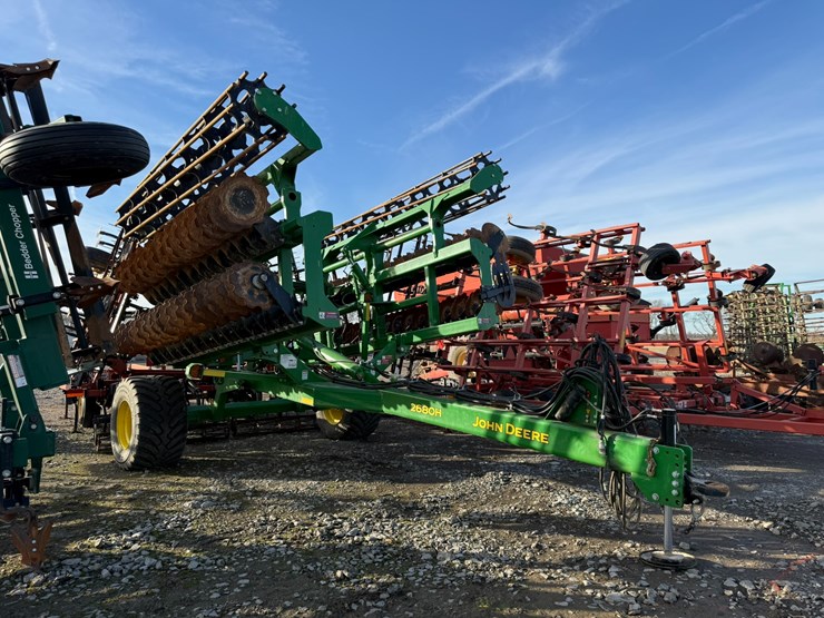 john-deere-2680h-image-2