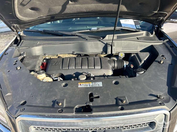 2016-gmc-acadia-image-7