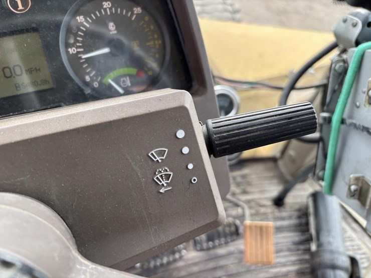 2003-john-deere-7220-image-25