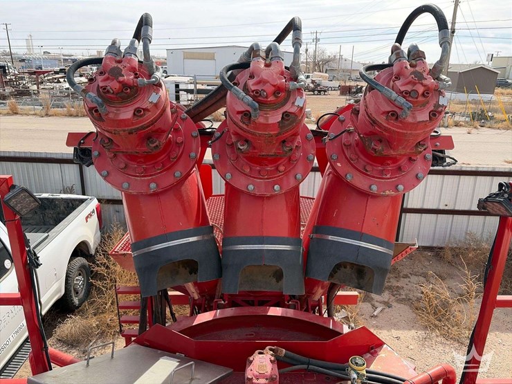 2012-peerless-ch-43-2a-t/a-frac-blender-trailer-image-24