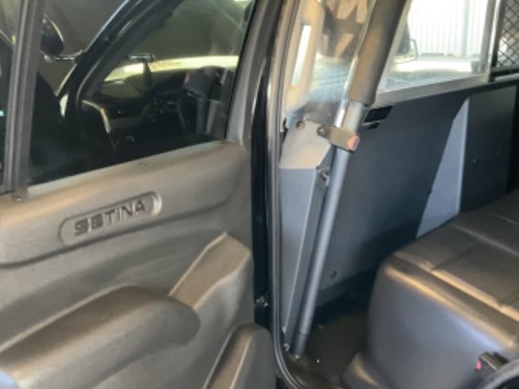 2018-chevrolet-tahoe-image-24