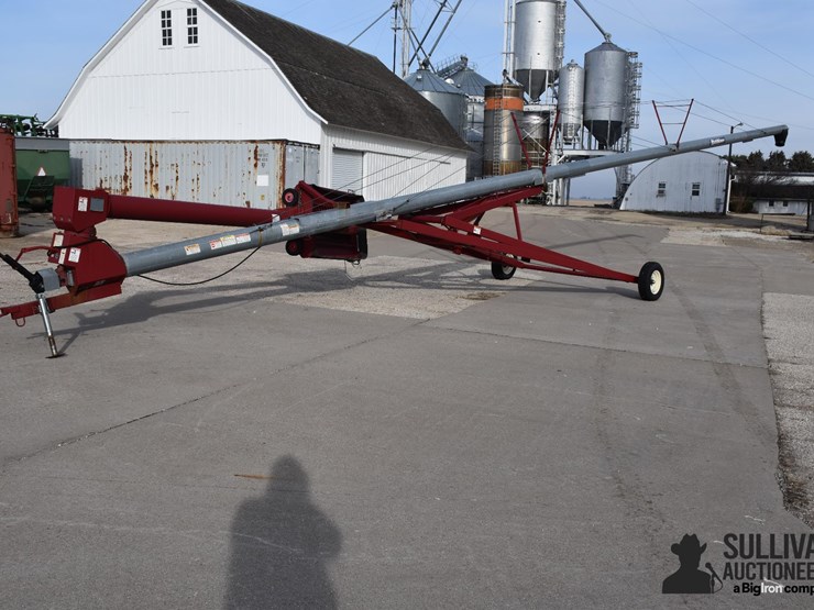 hutchinson-/mayrath-swing-away-auger-image-1