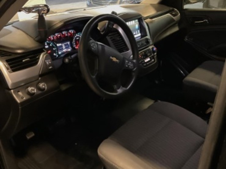 2020-chevrolet-tahoe-image-22