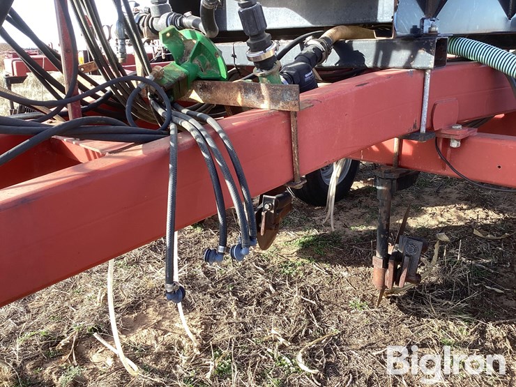 case-dmi-nt5310-nutri-till’r-liquid-fertilizer/nh3-applicator-image-12