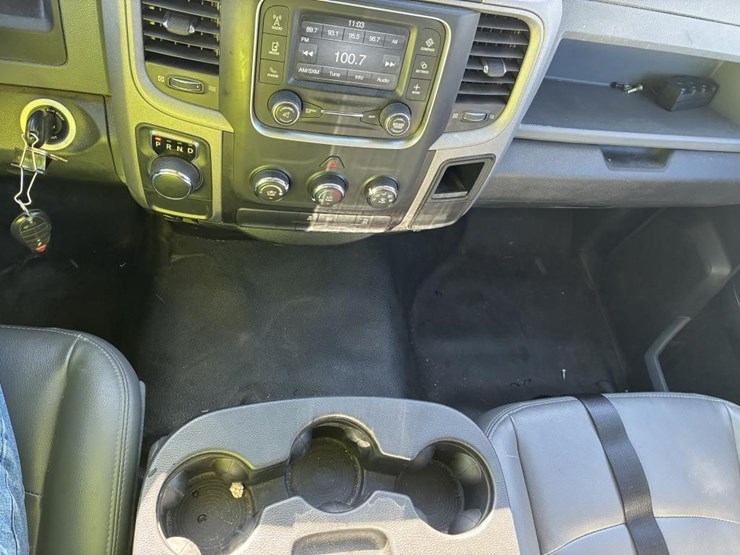 2016-dodge-1500-image-13