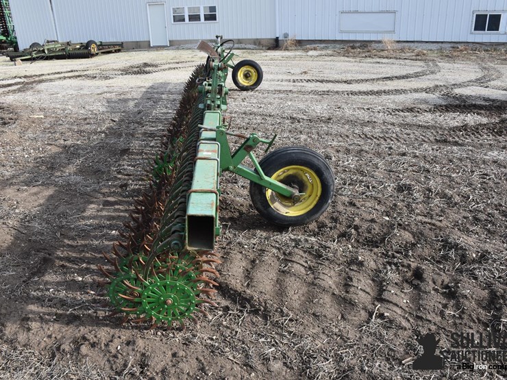 john-deere-400-image-17