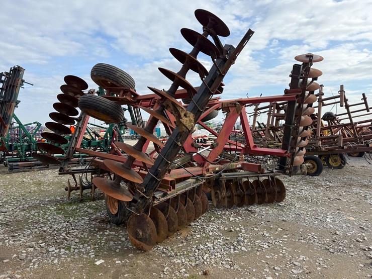 international-496-image-4