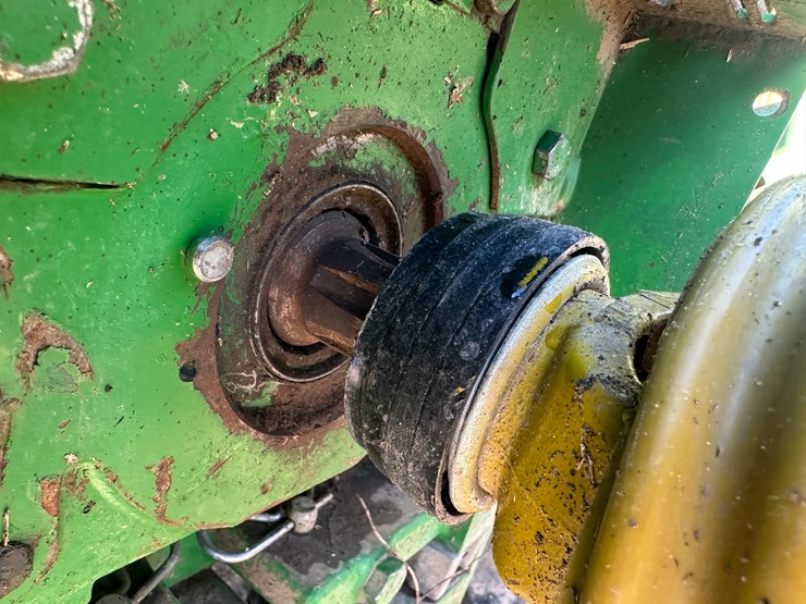 john-deere-6130r-image-17