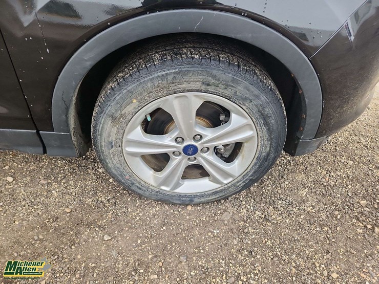 2013-ford-escape-image-10