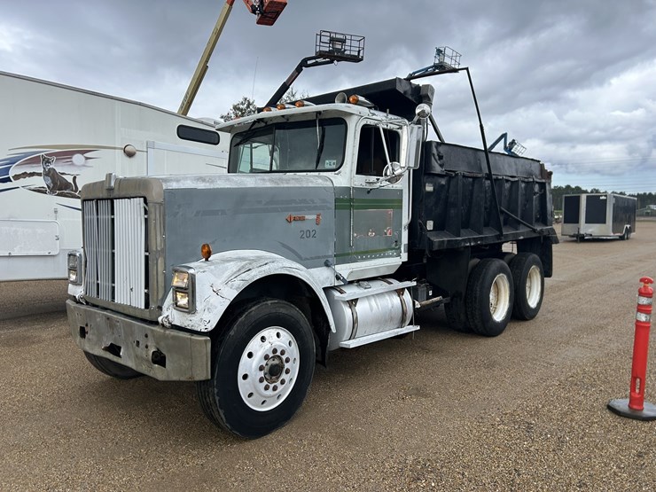 #2558-•-1990-international-dump-truck-image-2