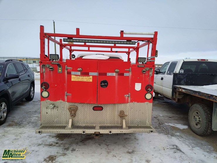 2015-ford-f350-image-30