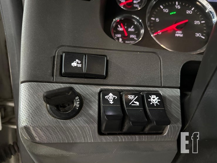 2018-kenworth-t680-image-19