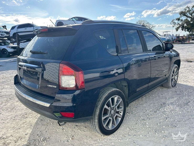 2014-jeep-compass-image-3