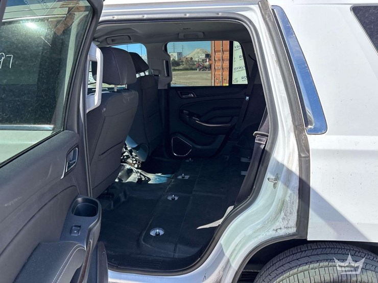 2019-chevrolet-tahoe-image-8