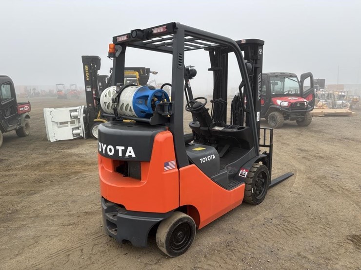 2008-toyota-8fgcu20-image-3