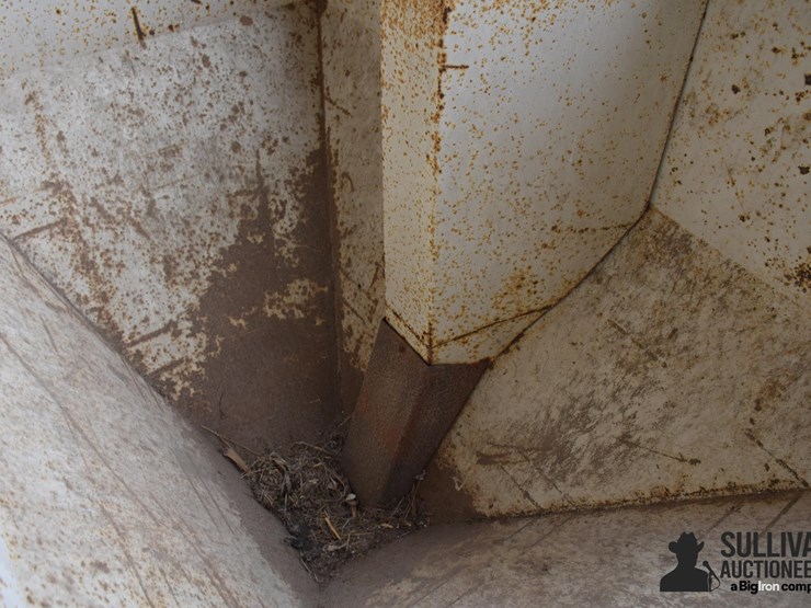 herd-sure-feed-spreader-image-9