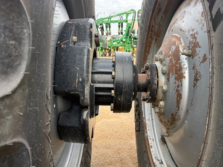 2012-case-ih-magnum-340-image-15