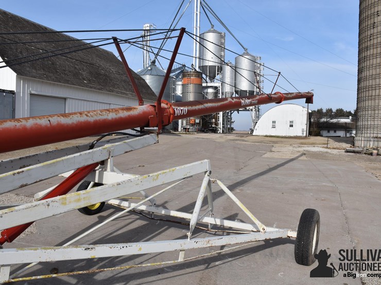 buhler-1070-swing-away-auger-image-14