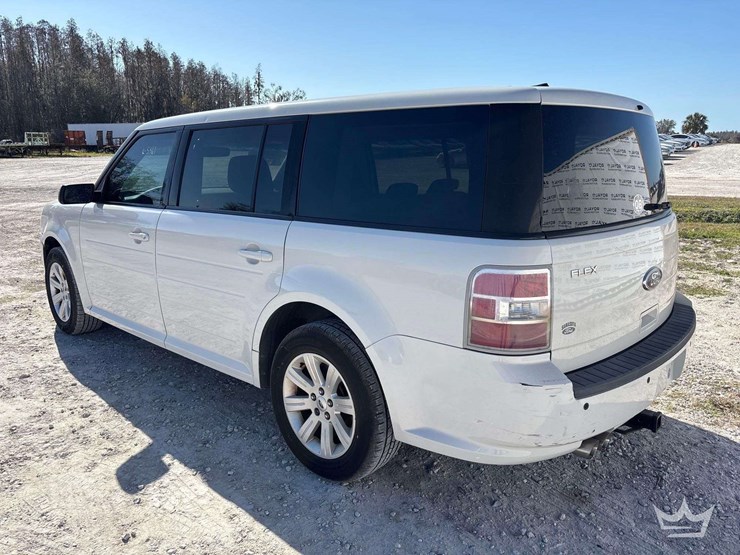 2011-ford-flex-image-4