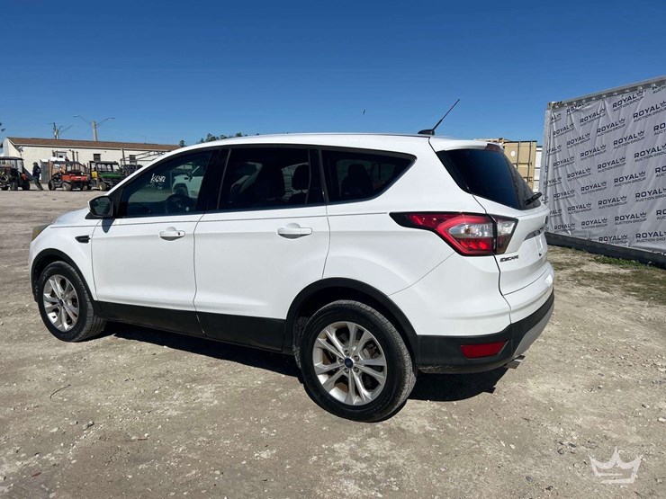 2017-ford-escape-image-4