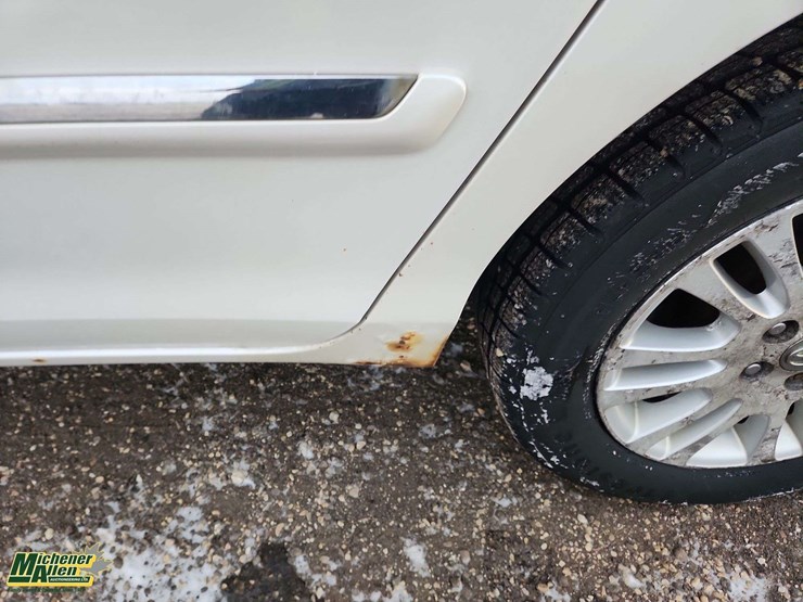 2009-toyota-sienna-image-35