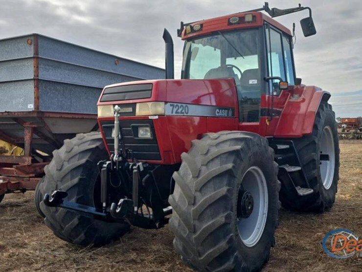 case-ih-7220-image-1