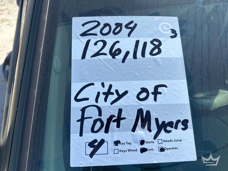 2004-ford-explorer-image-32