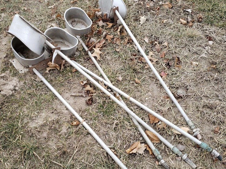 5-stainless-steel-water-drinkers-image-1